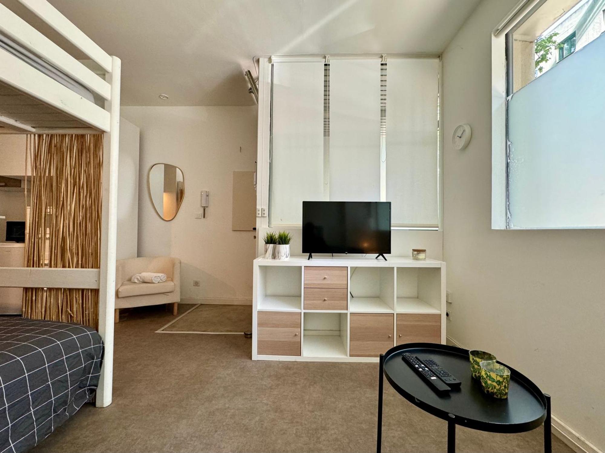 Suite Noya Villeurbanne Exterior photo